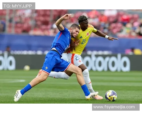 韩国与哥伦比亚足球赛观众热情高涨引发热烈讨论